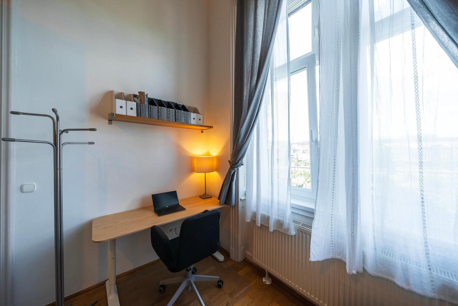 בודפשט Shining Bright Two Bedroom Apt Next To Andrassy Ave מראה חיצוני תמונה